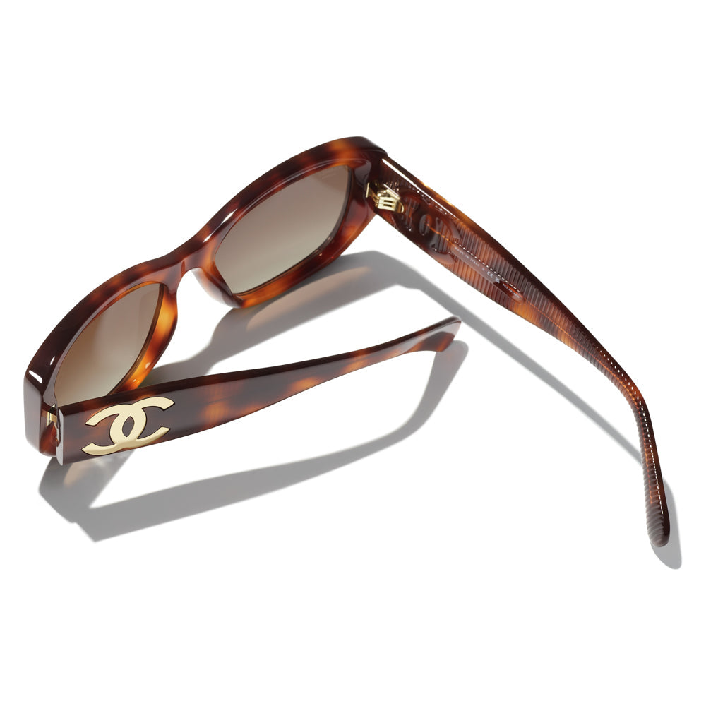CHANEL 5493 Square