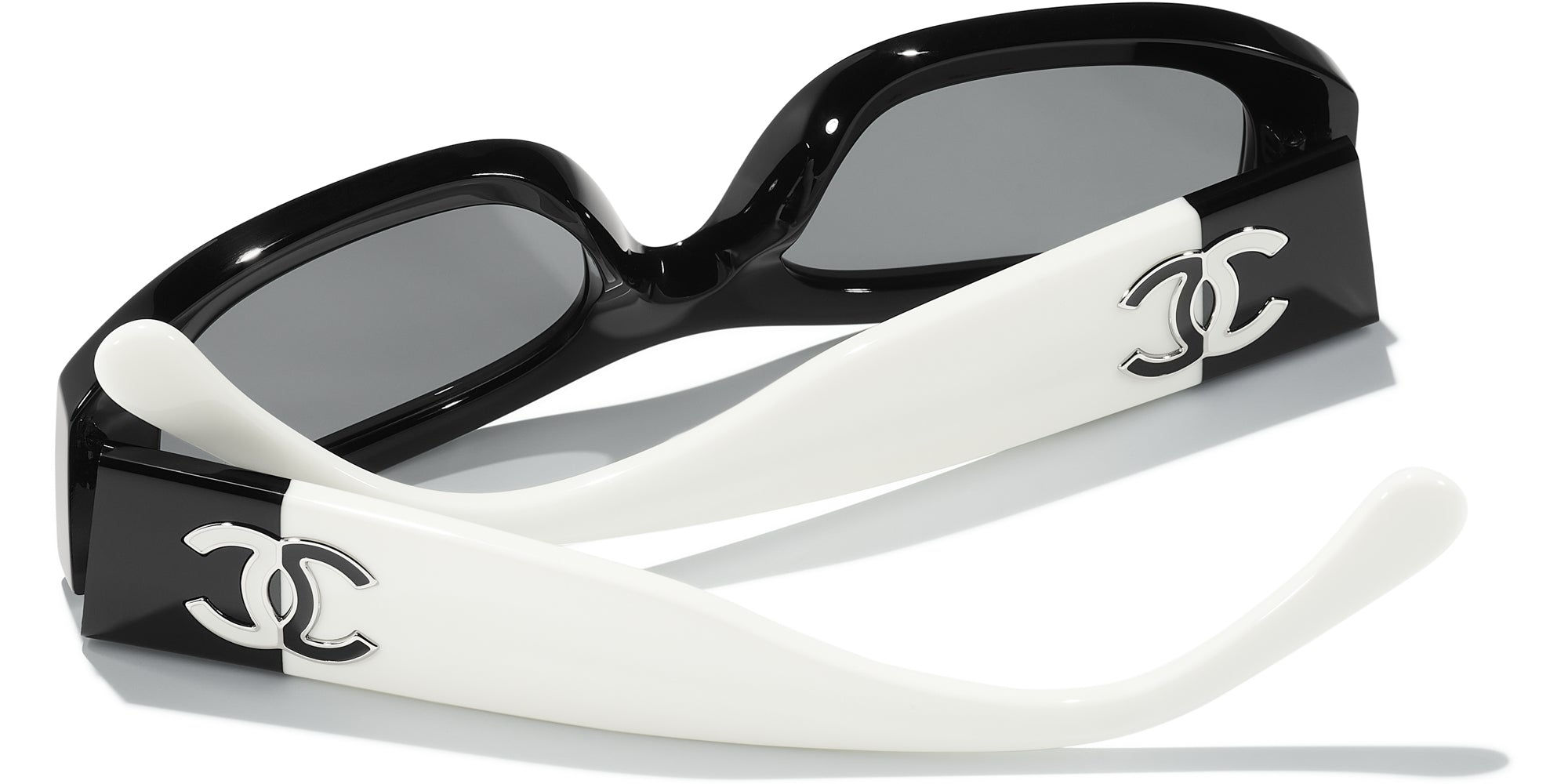 CHANEL 5525 Cat-Eye