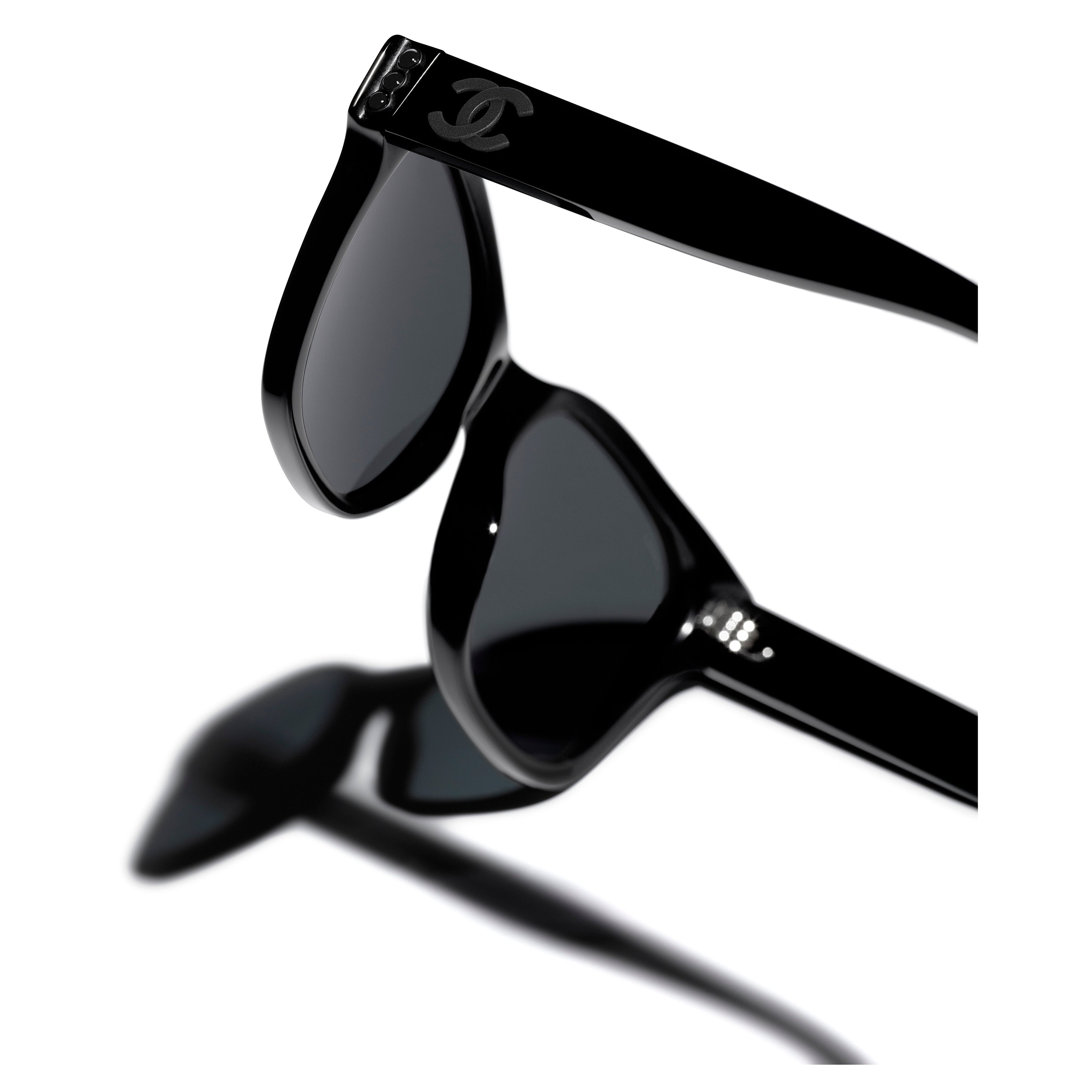 CHANEL 5482H Square